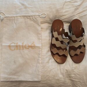 Authentic CHLOE Women's Cream and Tan Sandals